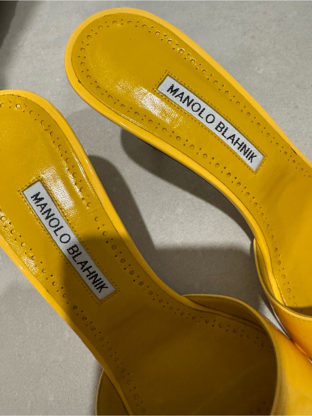 Manolo Blahnik Yellow Patent Leather Slide Mules - Picture 5 of 9